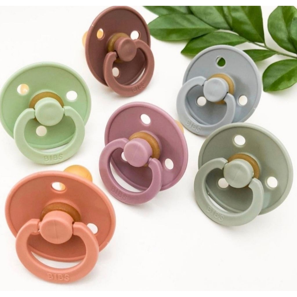 Bibs จุกหลอกสำหรับเด็กติดเต้า มีให้เลือก 30 กว่าสี (รุ่นเรืองแสงห่วงสีขาว)