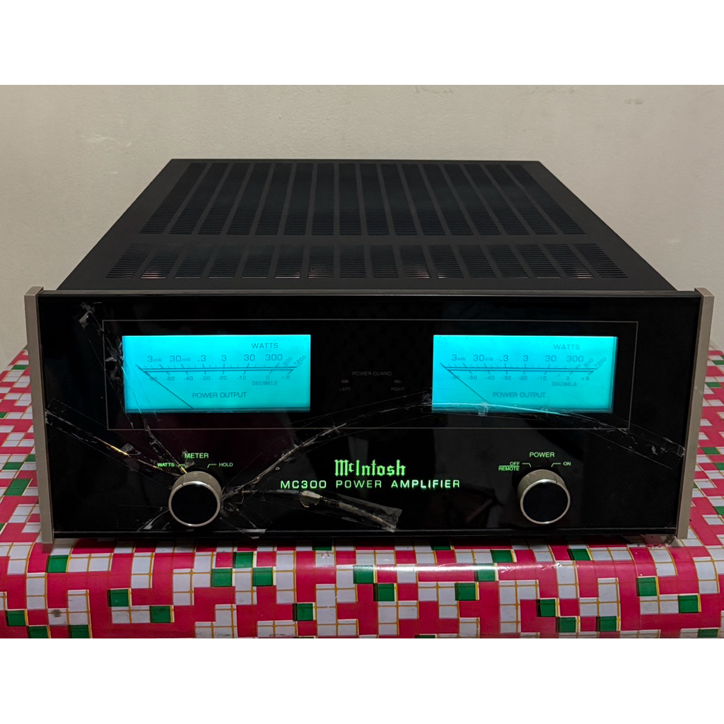 McIntosh MC300 (Poweramp)