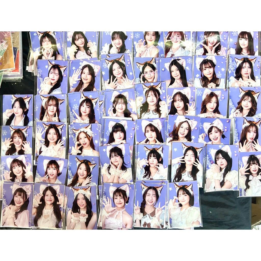 BNK48 แอคพิเศษ แผ่นหอม Air Freshener Pancake Hoop Earn L Monet Marine Janry Micha Arlee Jew Niya Sao