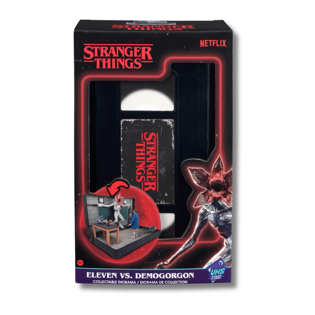 Stranger Things : VHS Diorama Collectible: Eleven vs. Demogorgon Retro VHS Tape Display Case