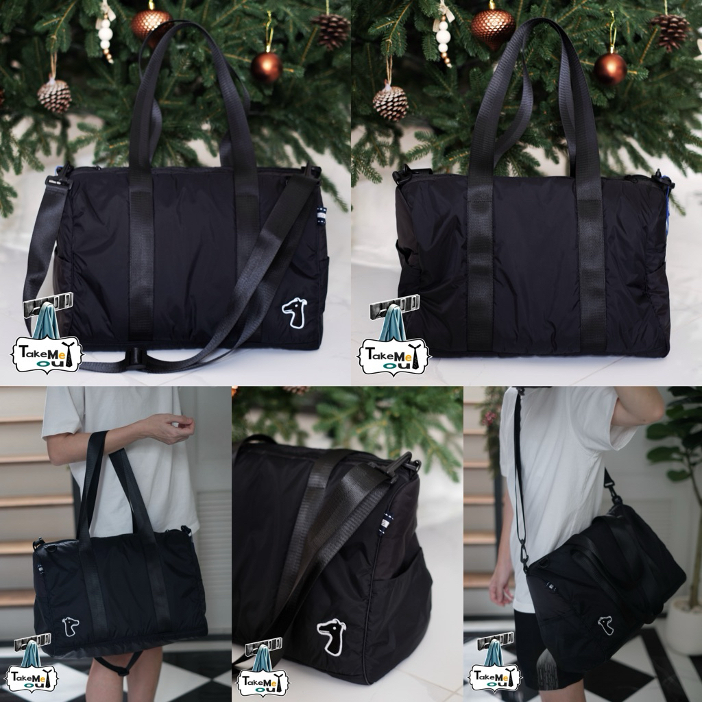 NEW SMILEYHOUND DUFFLE BAG