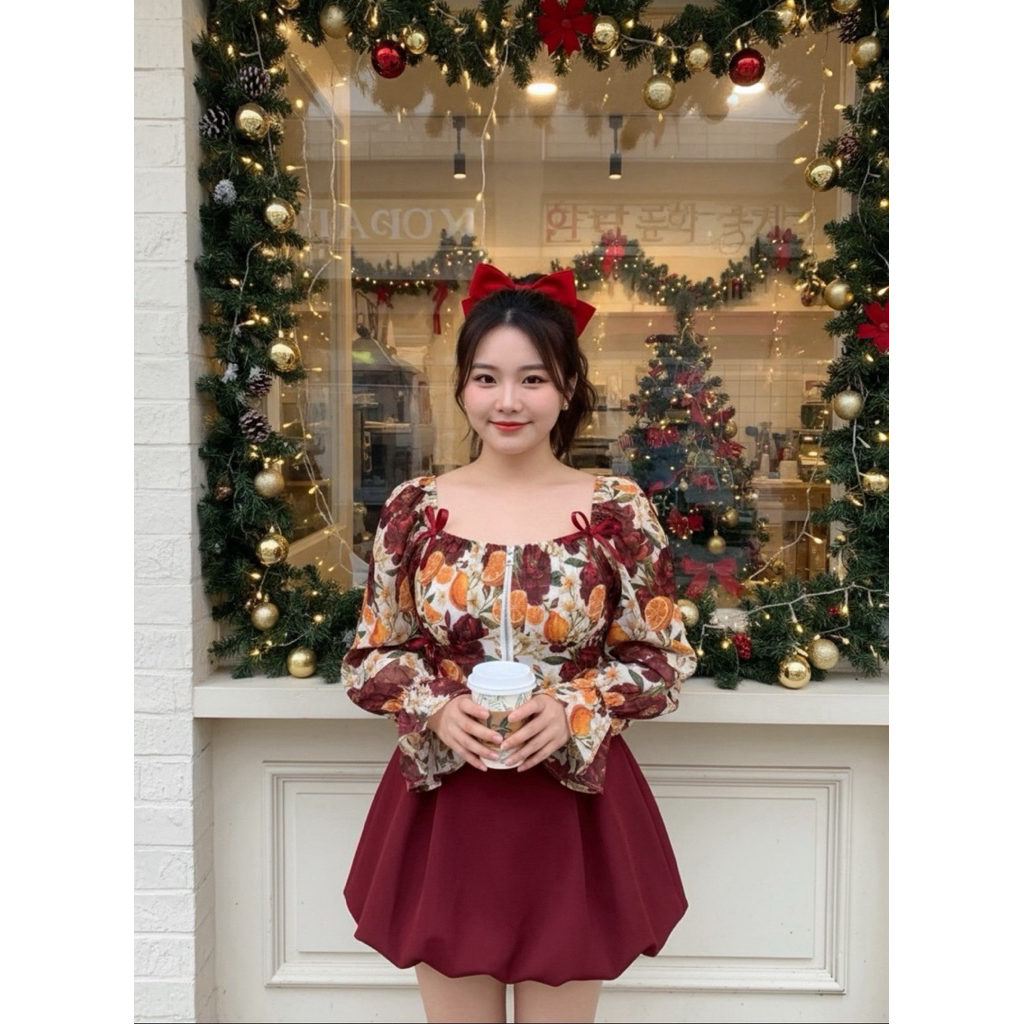 เสื้อครอปชีฟองลายดอกไม้เก๋ๆโทนแดงเบอร์รี่