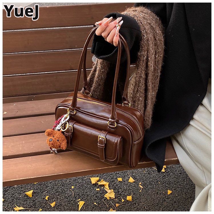 YueJ ของผู้หญิง กระเป๋าถือ ทันสมัยและอเนกประสงค์ ดีไซน์หรู หนังอย่างดี Fashion bags Size:28.5x8x16 cm
