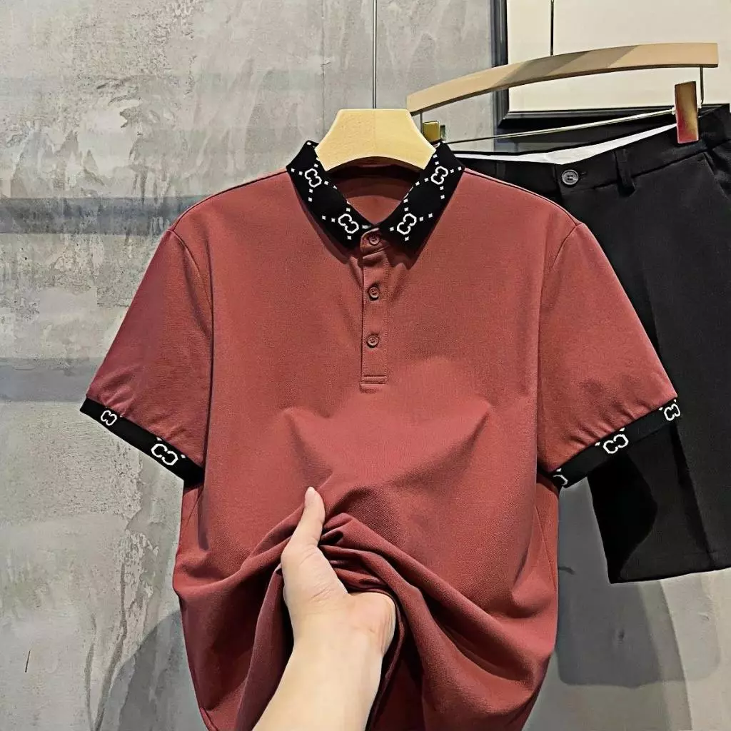 PROMANเสื้อโปโลผู้ชาย เสื้อแขนสั้นปกปก คอปกลาย ผ้าไหมเย็นระบายอากาศ พักผ่อน หลวม แฟชั่น