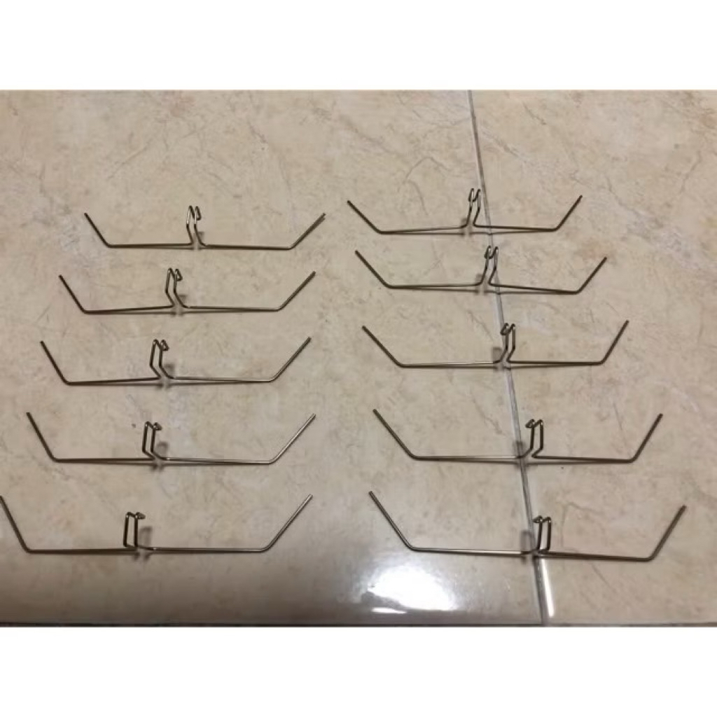 สปริงล็อกสลักผ้าเบรค SKYLINE R32-R33GTS R34GTS S13 S14 S15 MITSU GTO ราคาคู่ละ