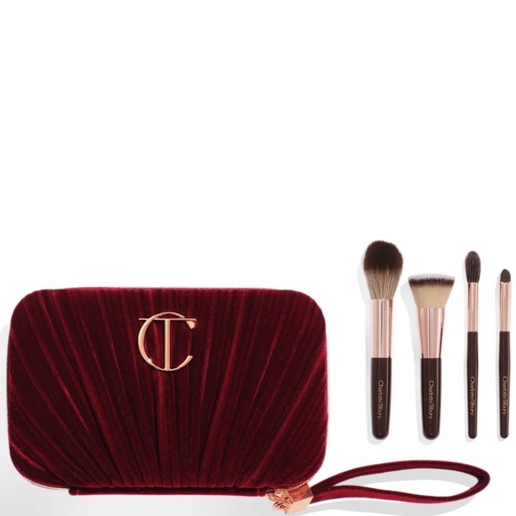 🔥🔥พร้อมส่ง🔥🔥
💄 Charlotte Tilbury Hollywood Mini Brush Set