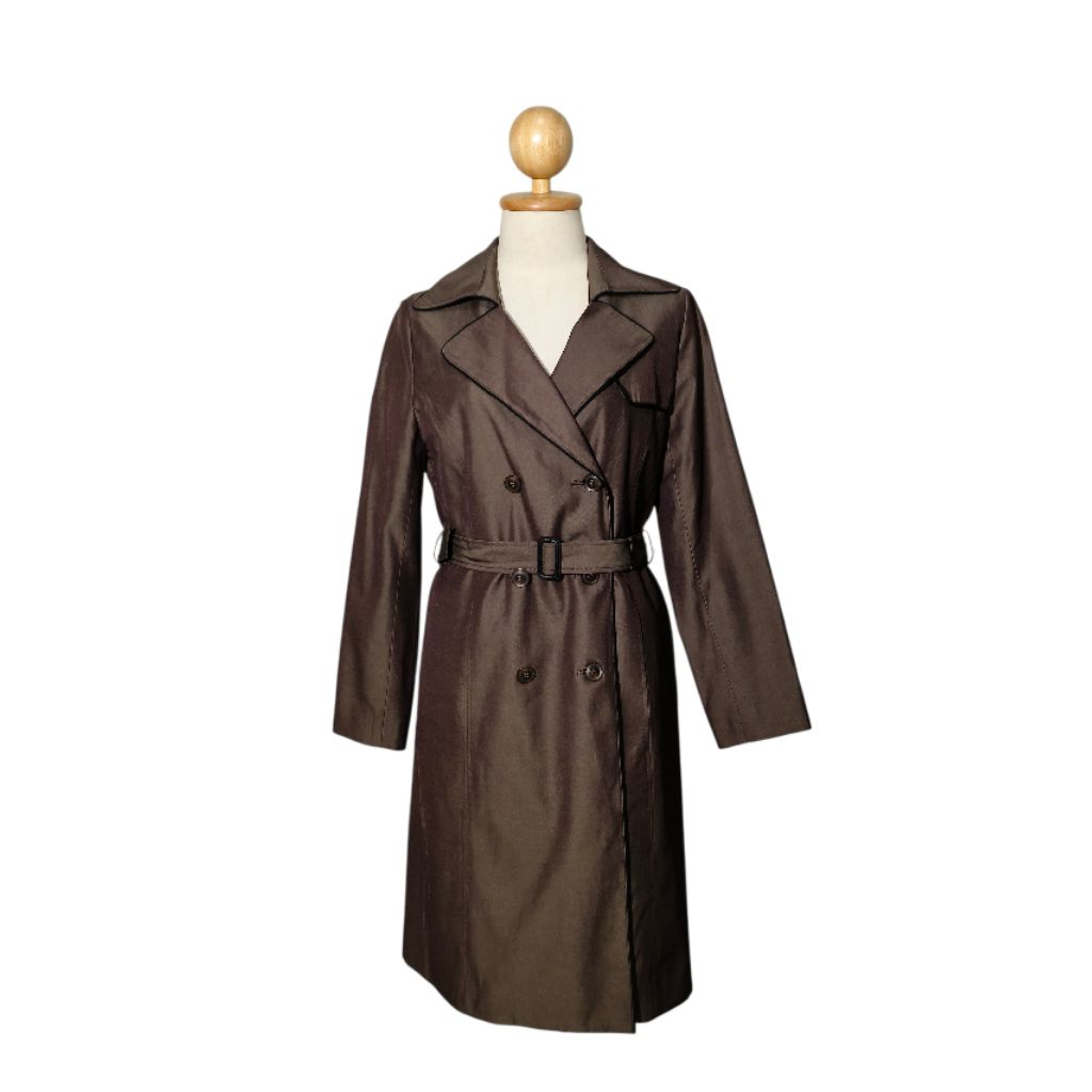 เสื้อโค้ท มือสอง
Brand : 22 OCTOBER

