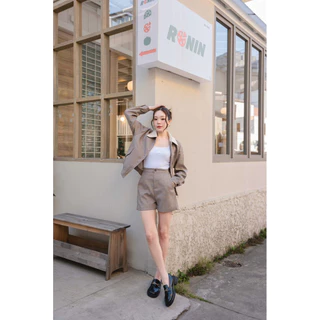 ร216 ~ TD JACKET SET ลด50% ไม่รับเคลมหรือกดคืนนะคะ ~ ชุดเซทความน่ารักงานปัก🐻 ที่ปกตัดสีครีม(ผ้าลูกฟูกละมุน)