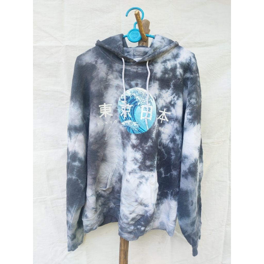 เสื้อสเวตเตอร์ฮู้ดแบรนด์:Poison