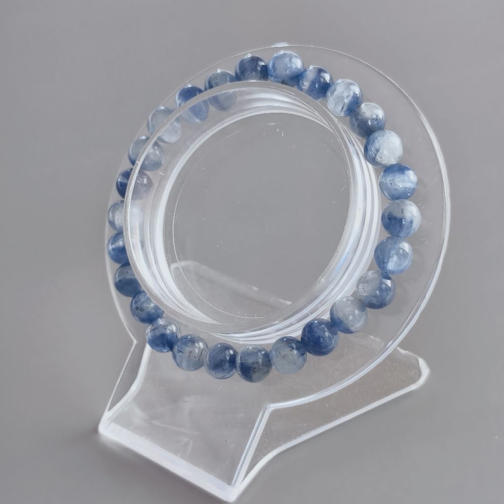 Kyanite in Quartz ข้อมือหินไคยาไนต์อินควอตซ์