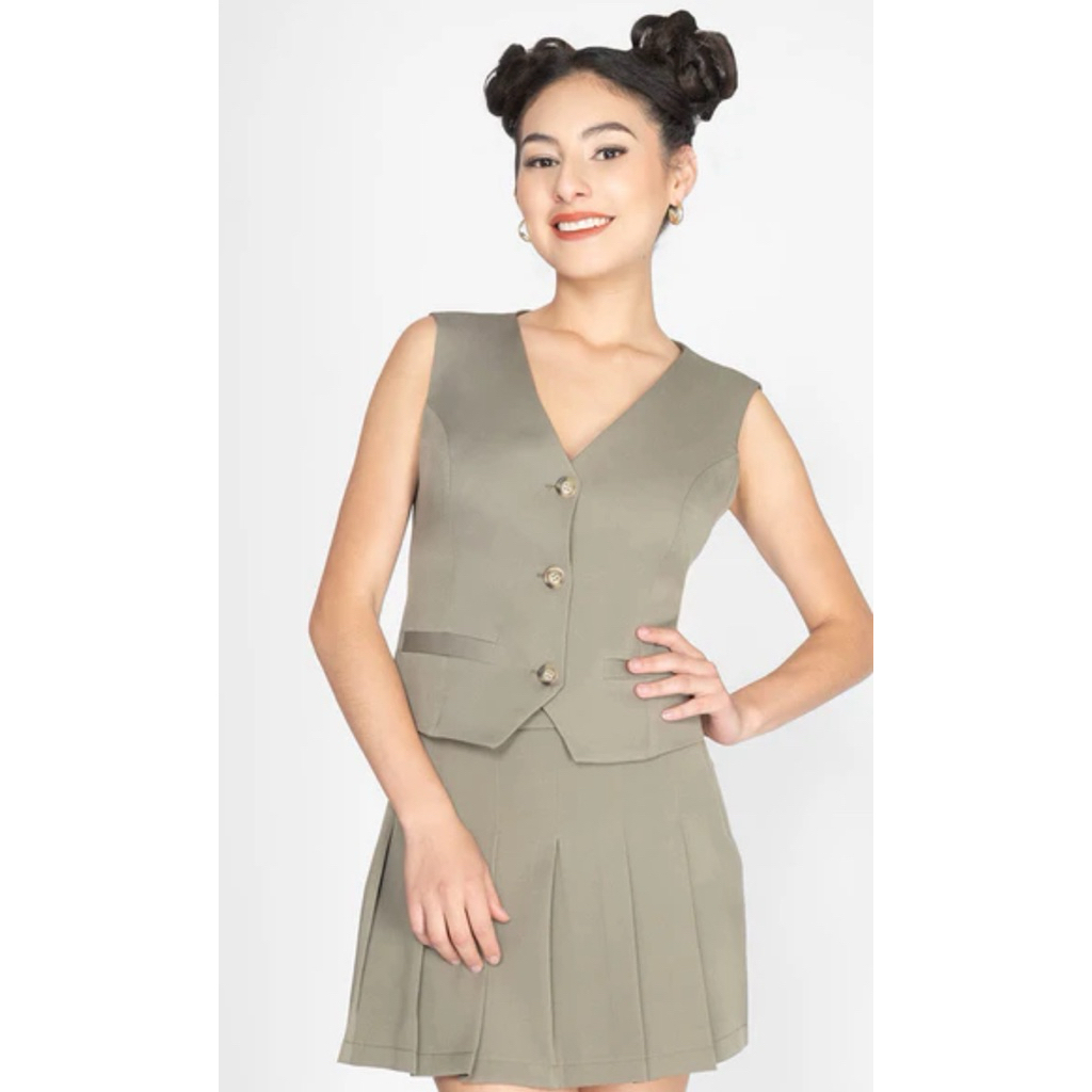 เซ็ตกระโปรงงานแบรนด์lamer lamai ไซด์L มือสองสภาพใหม่