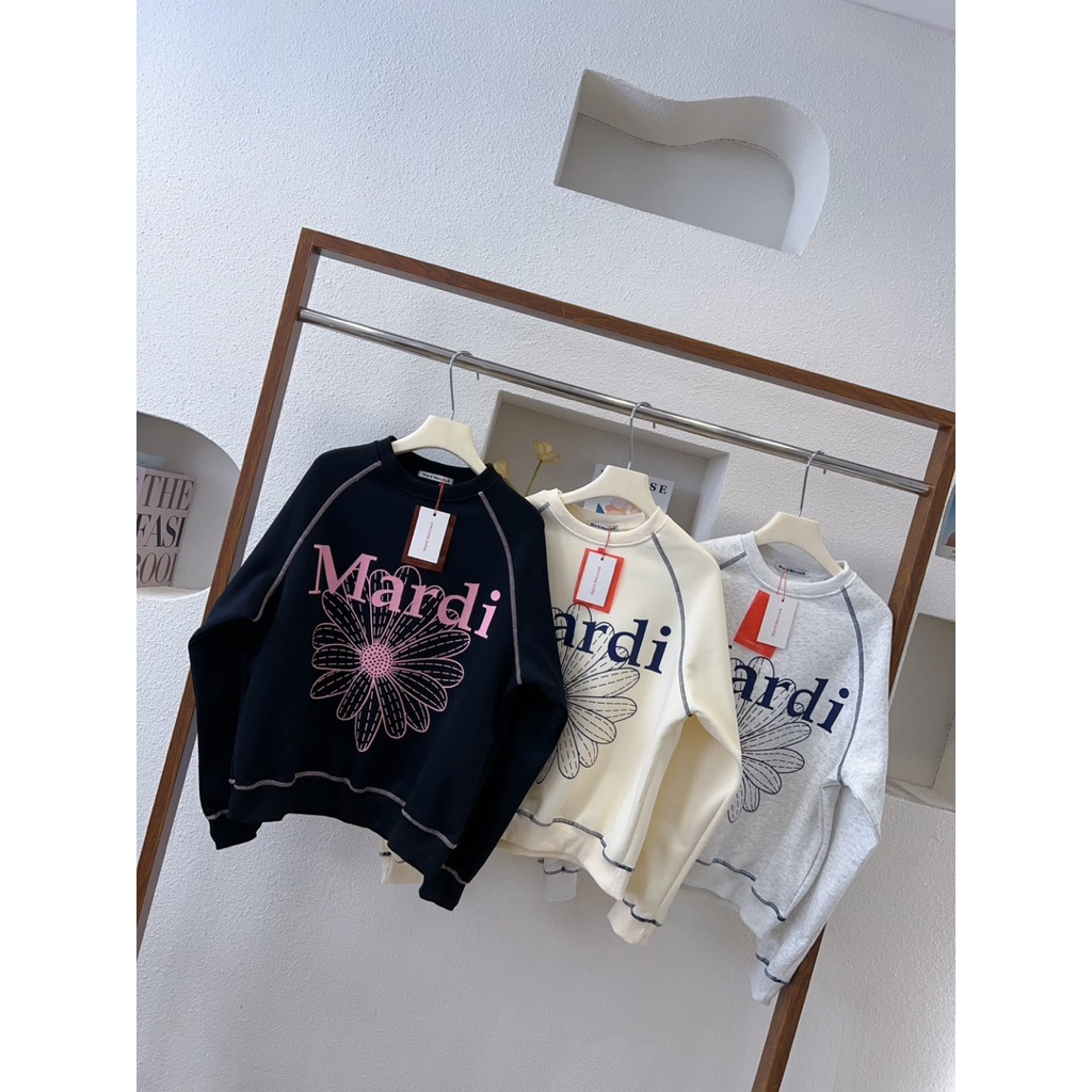 สเวตเตอร์ Mardi (ตัดขอบ) (ตระกร้าเก่าโดนลบ) งานผ้าสเวตเตอร์ *เหลือแต่สีครีม💛