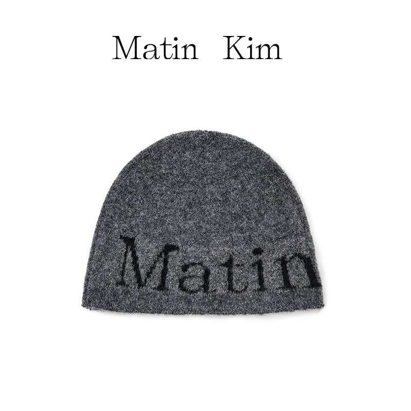 【Matin Kim】 MATIN LOGO BOUCLE KNIT BEANIE หมวกถักเก็บความอบอุ่น
