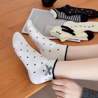 ถุงเท้าน่ารัก 5 คู่ ตกแต่งโบว์ลูกไม้ ระบายอากาศดี สำหรับผู้หญิง ใส่สบาย เนื้อบาง ส่งจากไทย