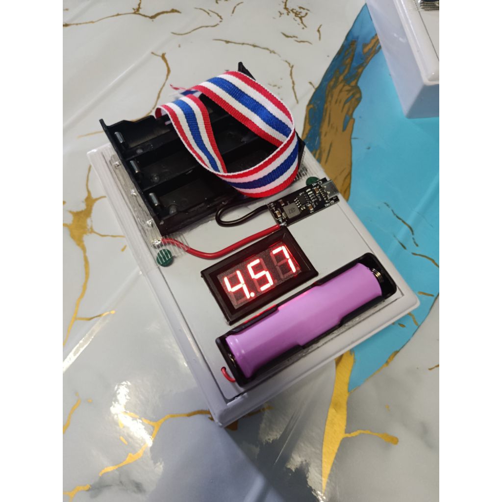 ที่ชาร์จแบต 18650 +วัดV