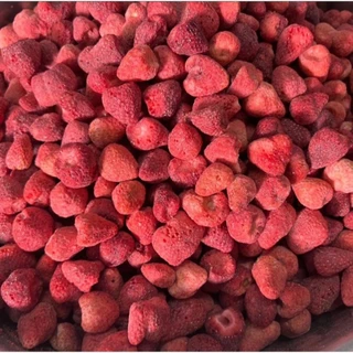 kondee สตรอเบอรี่ ฟรีซดราย size จิ๋ว 1 กิโล และ ยกลัง 5 กิโล (Strawberry Freeze Dried) อิ่มอร่อย by WM