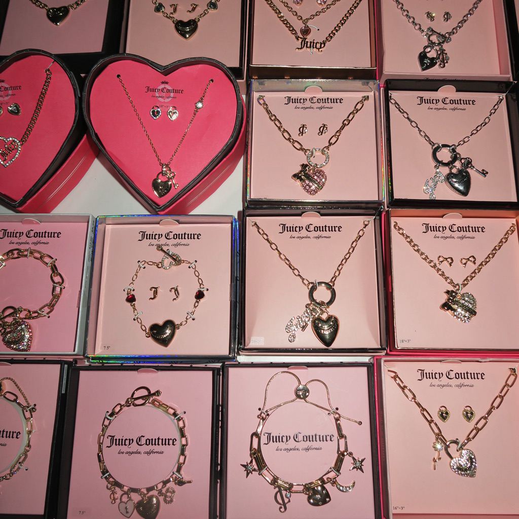 [พร้อมส่ง มีอย่างละชิ้น] รวมสร้อยคอ,สร้อยคอมือ,ต่างหู juicy couture ของใหม่ของแท้ 100%👛✨