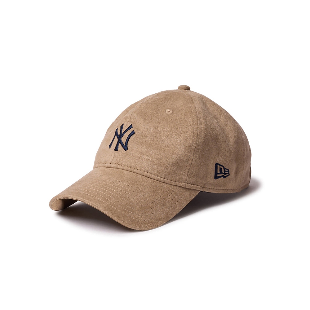 New Era หมวกรุ่น NEW YORK YANKEES JAPAN SYNTHETIC SUEDE BEIGE 9TWENTY CAP