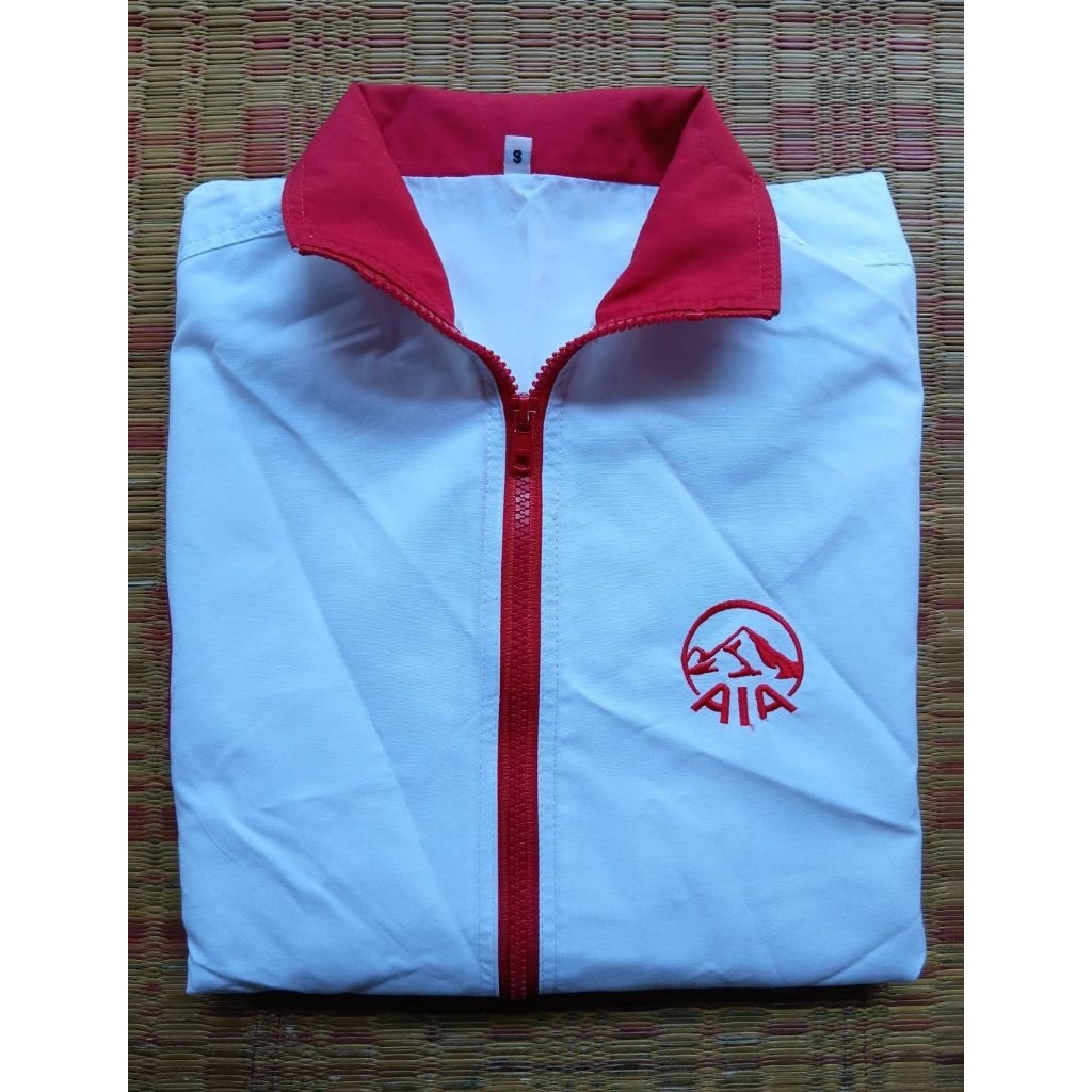 เสื้อแจ็คเก็ต    AIA
