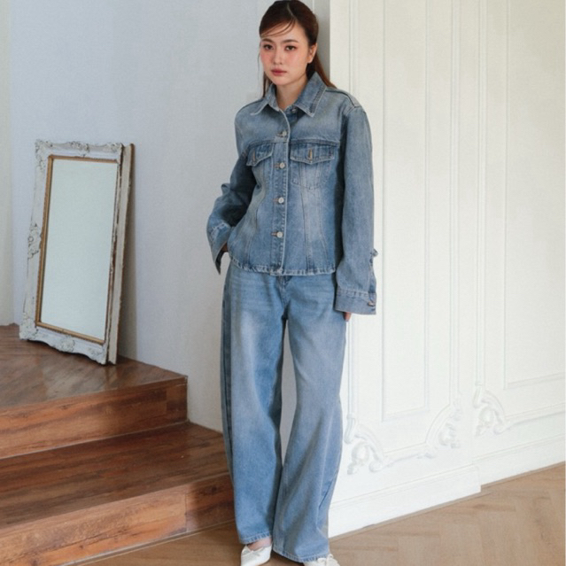 urban apparels | mua denim set ชุดเซ็ทเสื้อแจ็กเก็ตยีนส์ทรง slim fit & กางเกงยีนส์ทรง balloon ผ้าไม่ยืด ทรงสวย