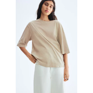 H&M(เอชแอนด์เอ็ม) เสื้อยืดผ้าฝ้ายไซส์โอเวอร์ไซส์ Women Oversized cotton T-shirt 1318962_2
