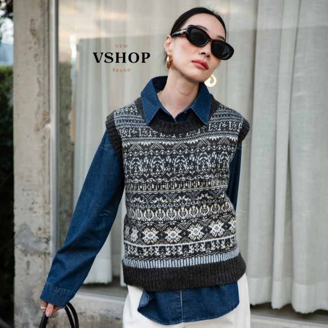 พร้อมส่ง Set เชิ้ตยีนส์ผ้าพื้น+กั๊กไหมพรมปักลาย งานป้ายvshopbrand