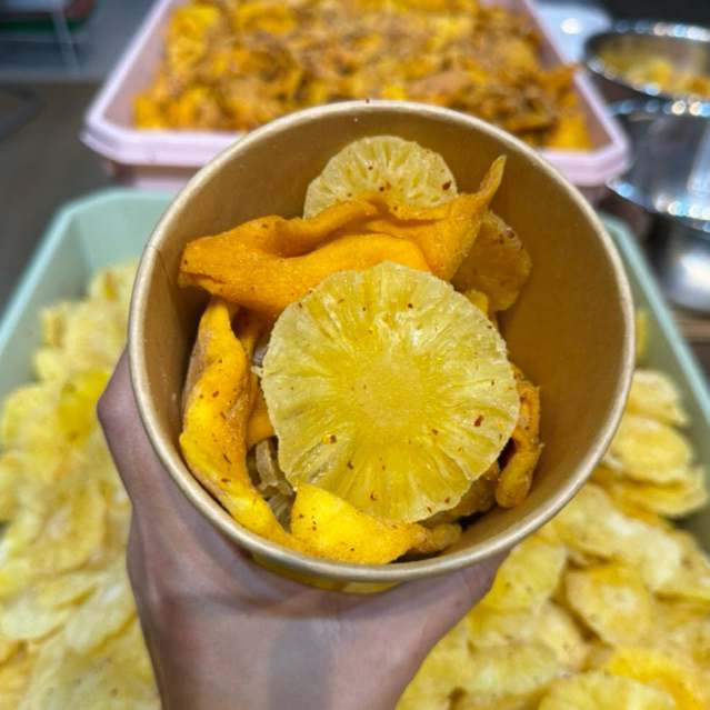 สับปะรดมะม่วงอบแห้งคลุกพริกเกลือชมพู(350g.)โช้ะมากกก เปรี้ยวหวาน แล้วอยู่ดีก็เผ็ดเค็ม จร้าาา
