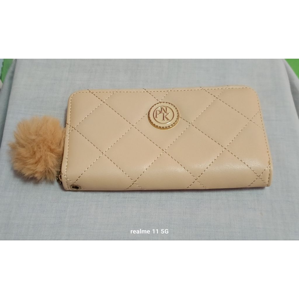 กระเป๋าสตางค์ใบยาว pnk  มือหนึ่ง