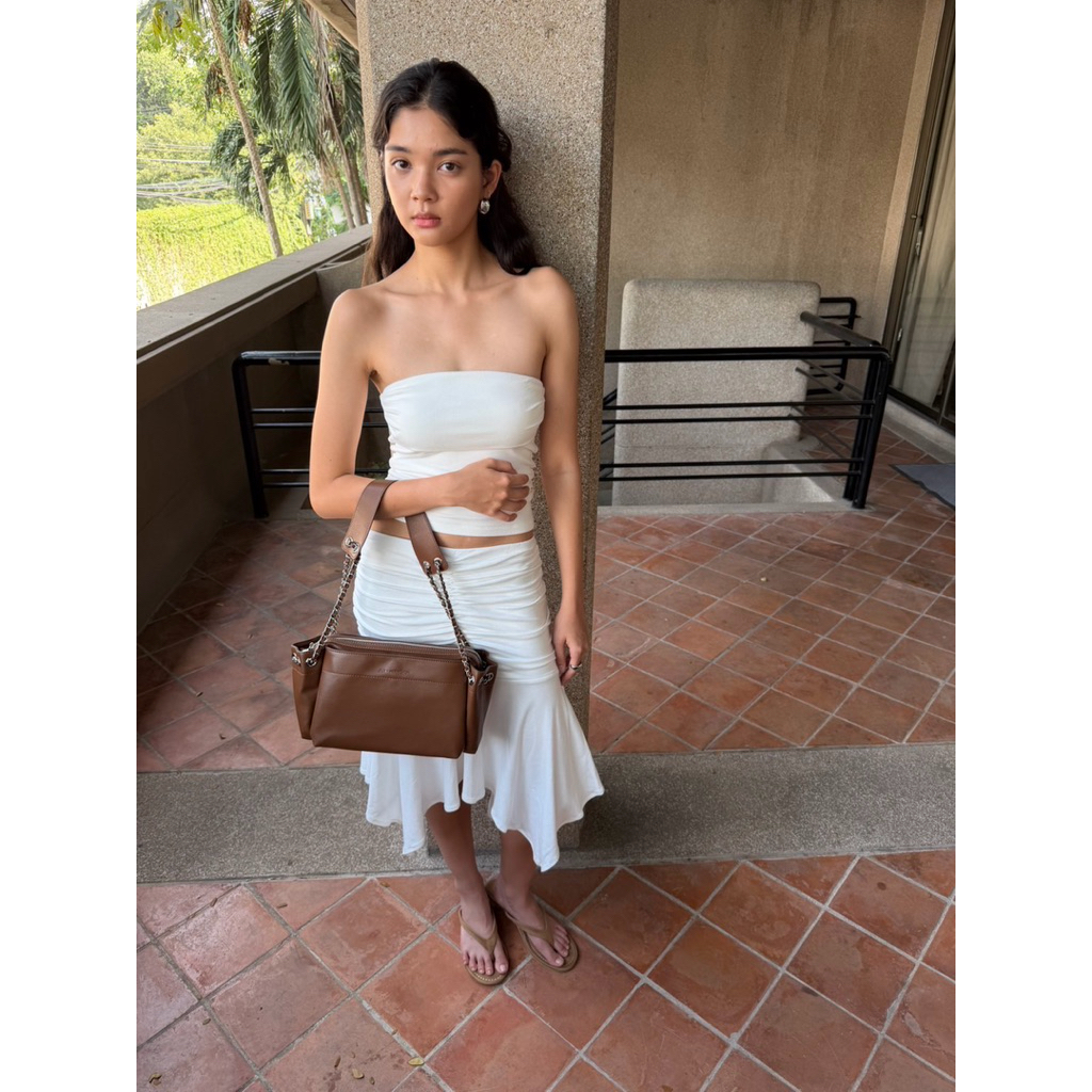 (The July Mansion) Betty Handbag กระเป๋าสะพายไหล่ รุ่น Betty มีช่องใส่ของ 3 ช่อง