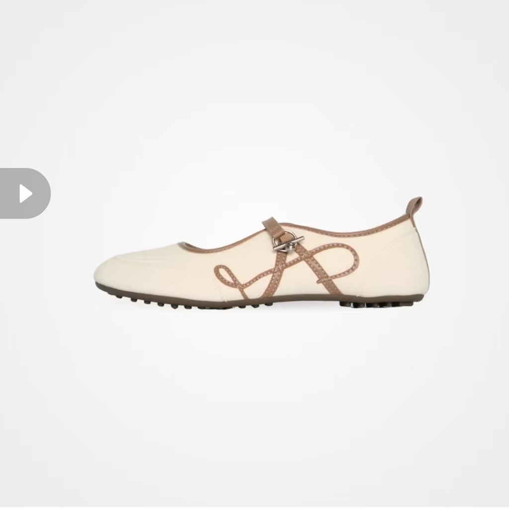 รองเท้า รุ่น The Rookie labotte.bkk