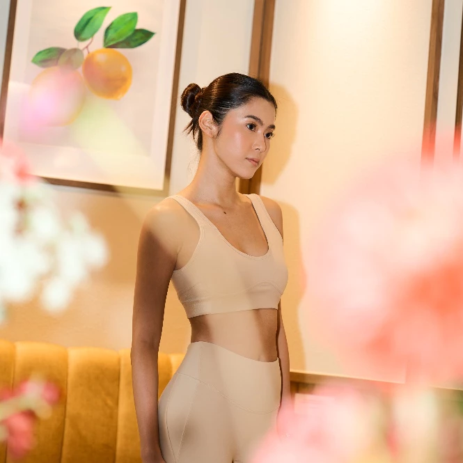 Up&Under AirFlex U-neck Scoop Bra Medium Support สปอร์ตบราไร้โครง thumbnail 5