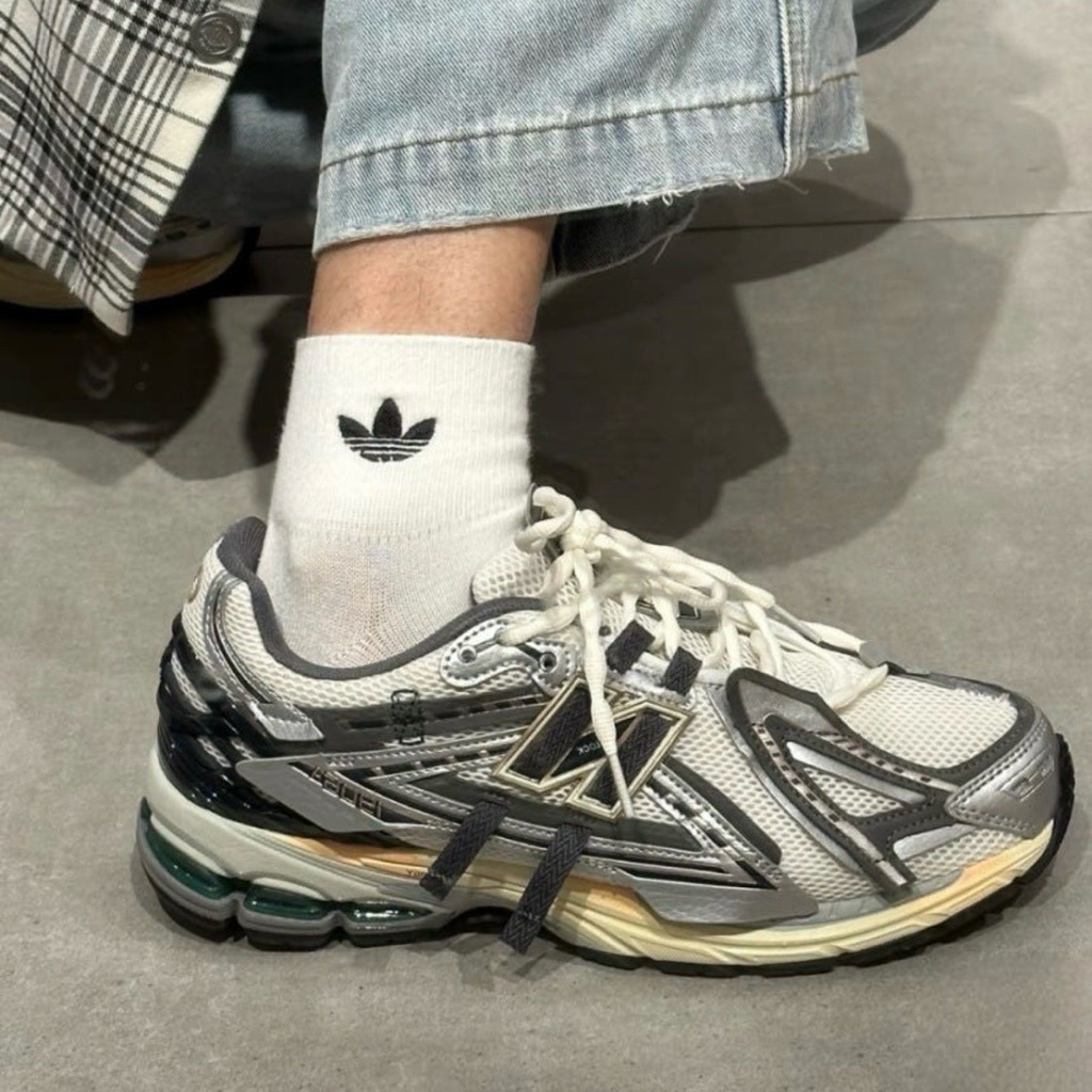 [รอสินค้า 2-5วัน] New Balance 1906A Silver Metalic Castlerock (M1906AD)