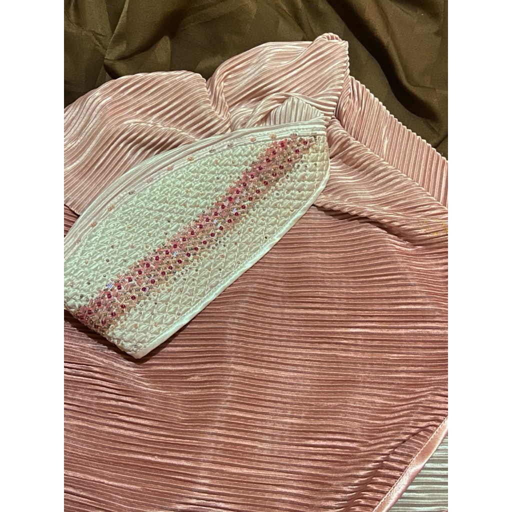 ผ้าคลุมนูนูห์ (Nunuh) มือสอง✌🏻