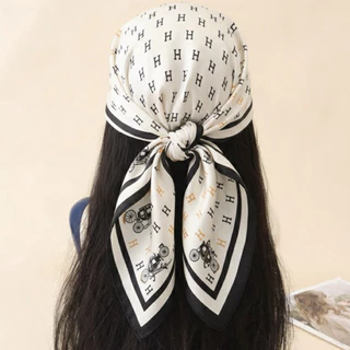 P&Pส่งไว! ผ้าโพกหัวขนาดผ้าพันคอ70x70ลายคลาสสิค classic scarf luxury brand สไตล์เกาหลี