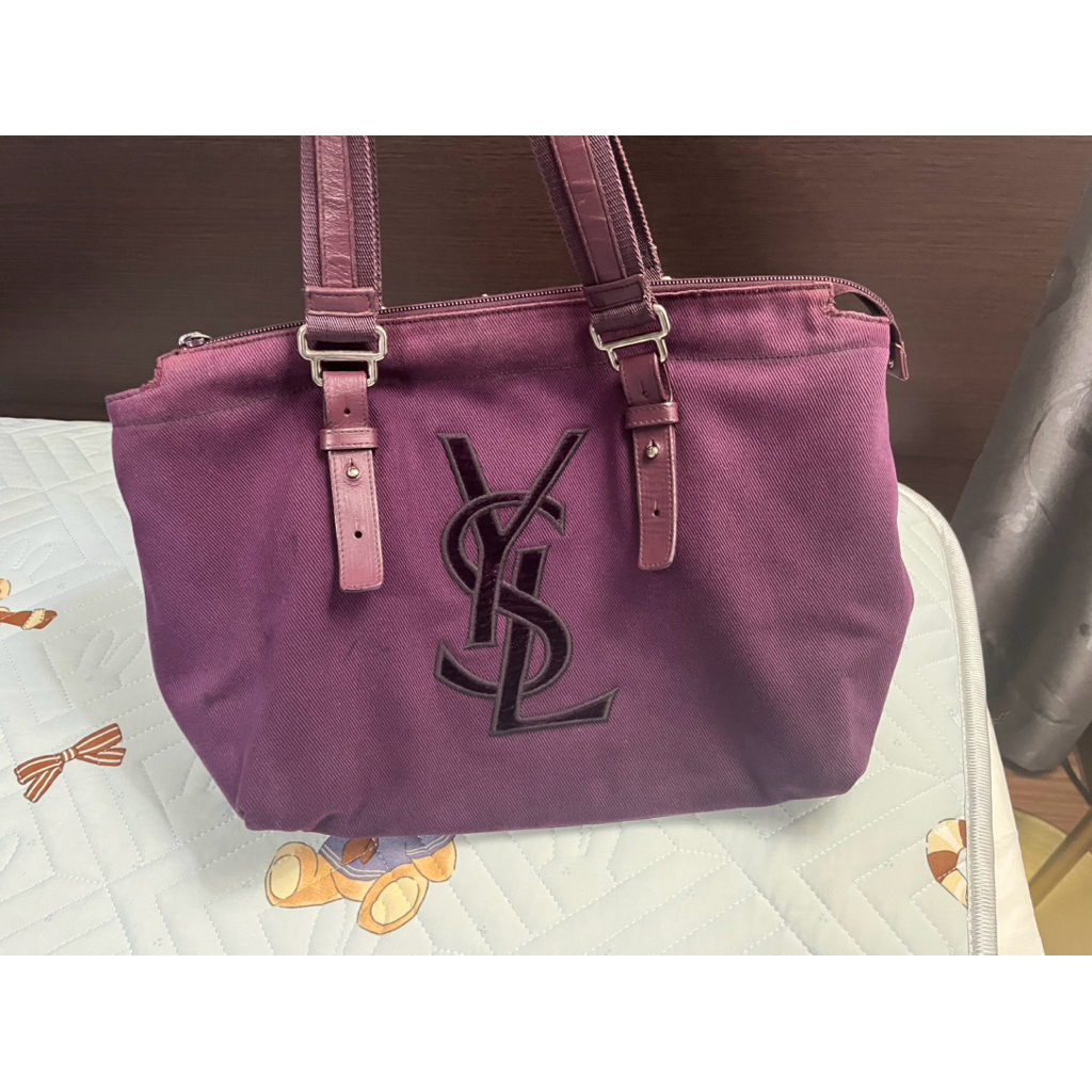 กระเป๋าผ้า YSL มือสองแท้ สภาพใช้งาน