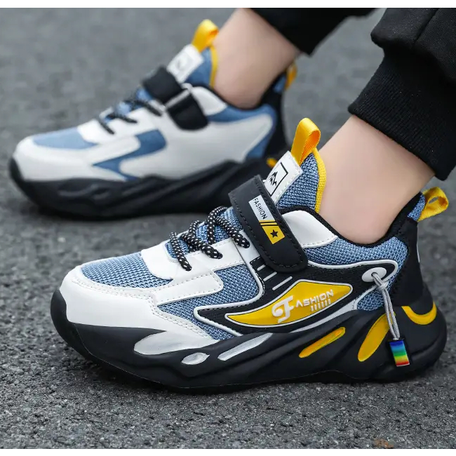 2026 ฤดูร้อนเด็กตาข่ายรองเท้ากีฬาแฟชั่นน้ำหนักเบาลื่น