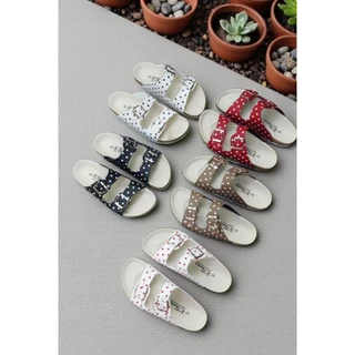 KTHANA รองเท้าแตะลายจุด polka dot รุ่น 2 เข็มขัด พื้นสไตล์วิเทจ 34-44 **หน้าเท้าเรียว แบนแนะนำลด 1ไซส์**