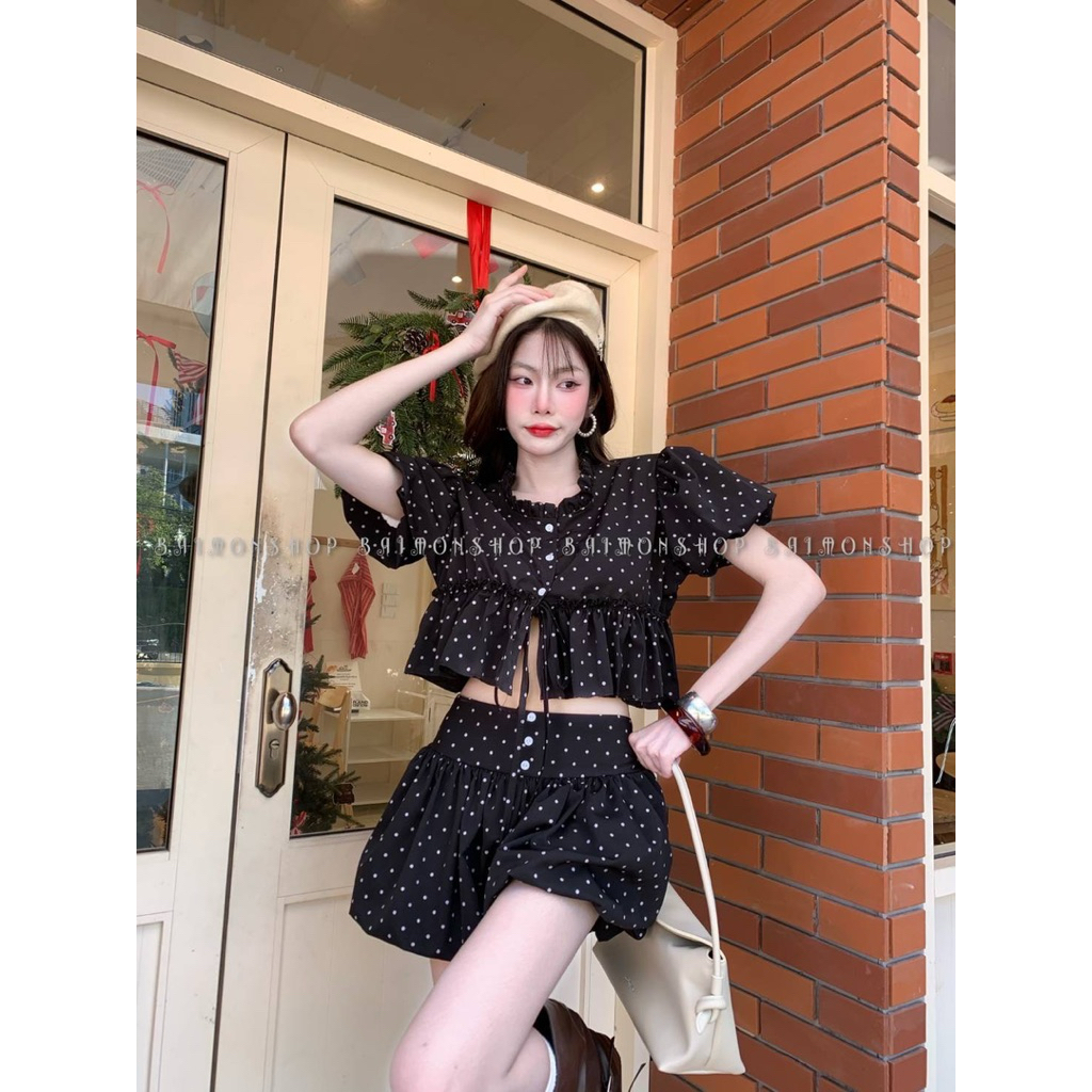 เที่ยง เก็บโค้ดลด25% ชุดเซ็ตลายจุด เสื้อแขนบอลลูนคอระบาย+กางเกงกระโปรงทรงบอลลูน งานไทย