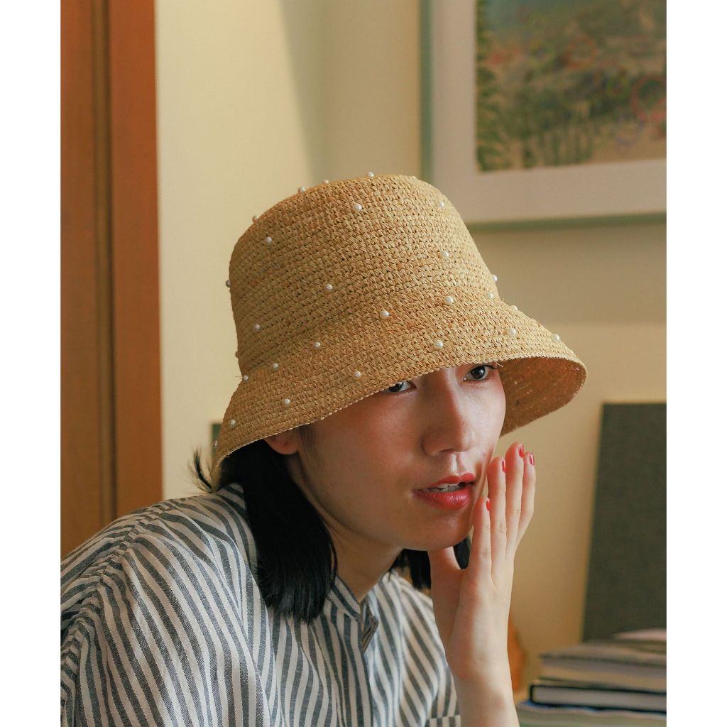 niko and ... หมวกบักเก็ต ลุคราฟเฟีย Original raffia bucket hat