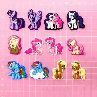 ชุดเซ็ตตัวติดรองเท้า สุดคุ้ม ลายการ์ตูนน่ารัก สีชมพู วาเลนไทน์ PVC DIY สนุก สำหรับตกแต่งรองเท้า