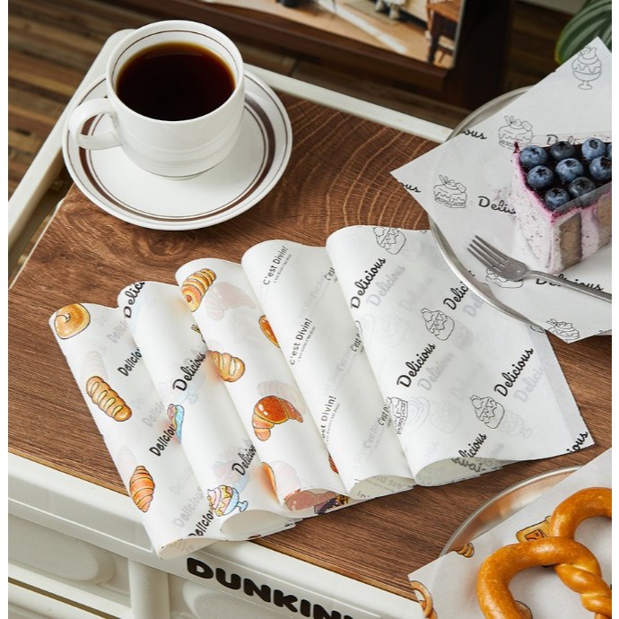 กระดาษไขรองอาหาร (Greaseproof paper) เคลือบกันน้ำ-น้ำมัน ขนาด 15×15 cm. / 18×18 cm. (แพ็ค 98-100 ชิ้น) – โปรปัง