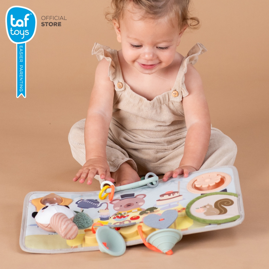 Taf Toys กระดานกิจกรรมเสริมพัฒนาการ Peek, Pop & Play Station ของเล่น เสริมพัฒนาการ 6 เดือน ขึ้นไป รูปที่ 3