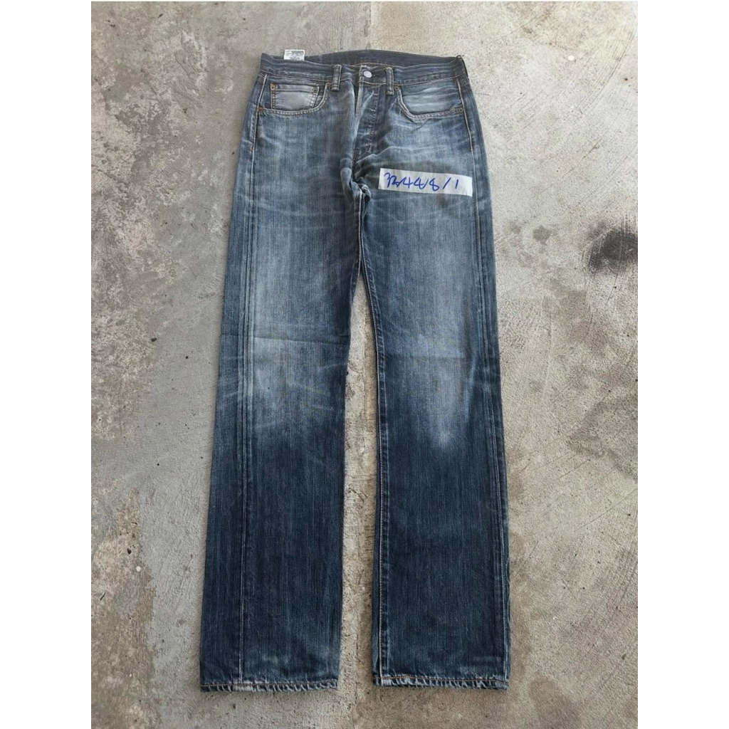 กางเกงยีนส์ Levi 501 มือสอง / กางเกงยีนส์มือสอง