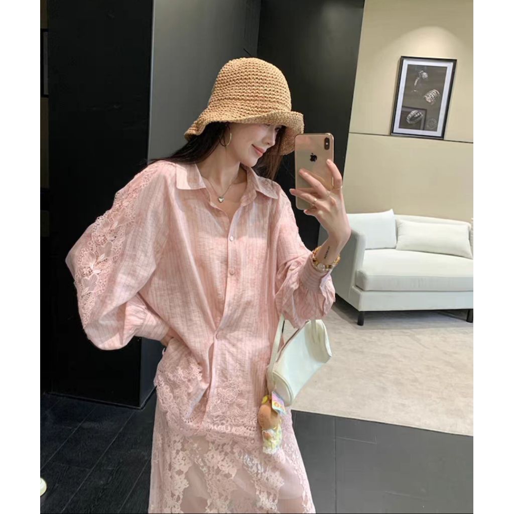 ชุดเซ็ท 2ชิ้น สไตล์คุณหนูหวาน เสื้อเชิ้ตสีชมพูโทนอ่อน ลุคสุภาพสบาย+กระโปรงยาวเอวสูงแต่งลูกไม้ ใส่แล้วดูหวานหรู มีเสน่ห์ - รูปที่ 7