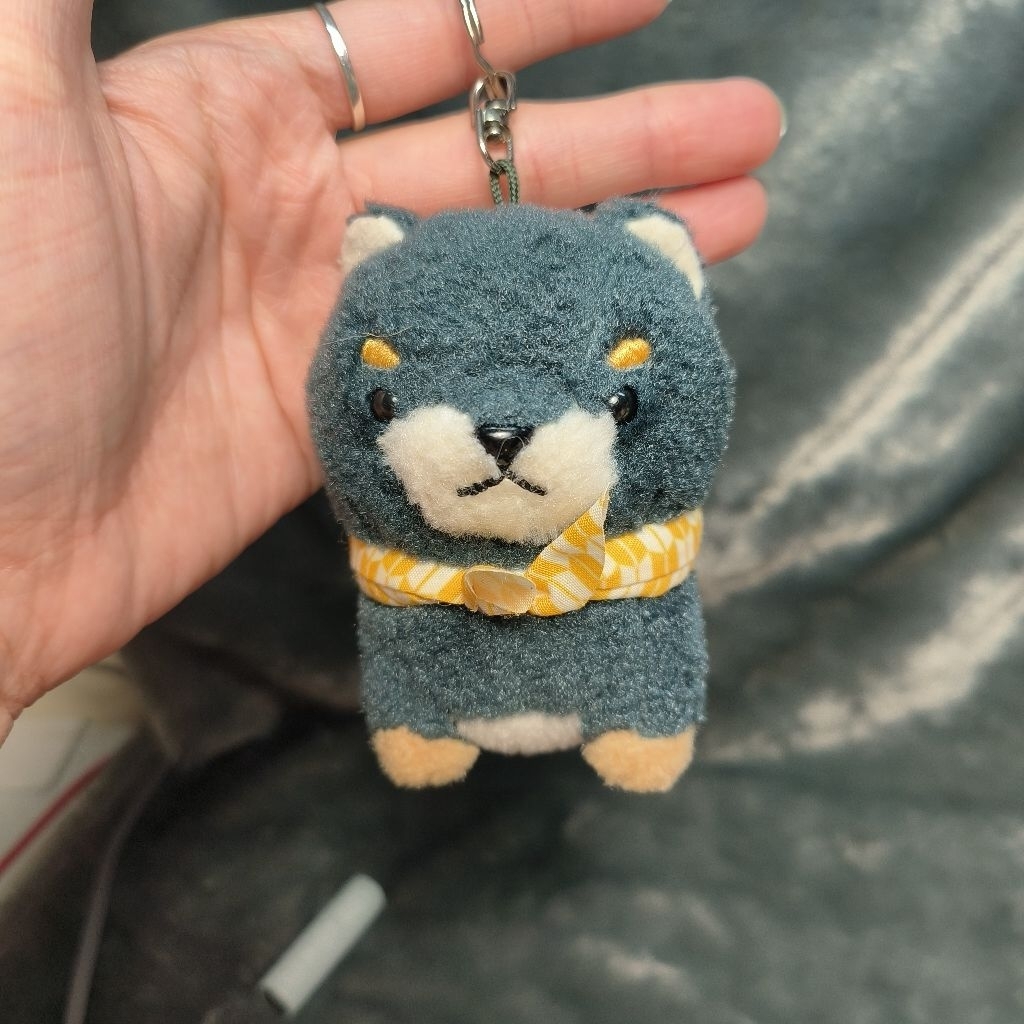 พวงกุญแจตุ๊กตาสุนัขชิบะ Shiba Amuse Amufun Plush Keychain