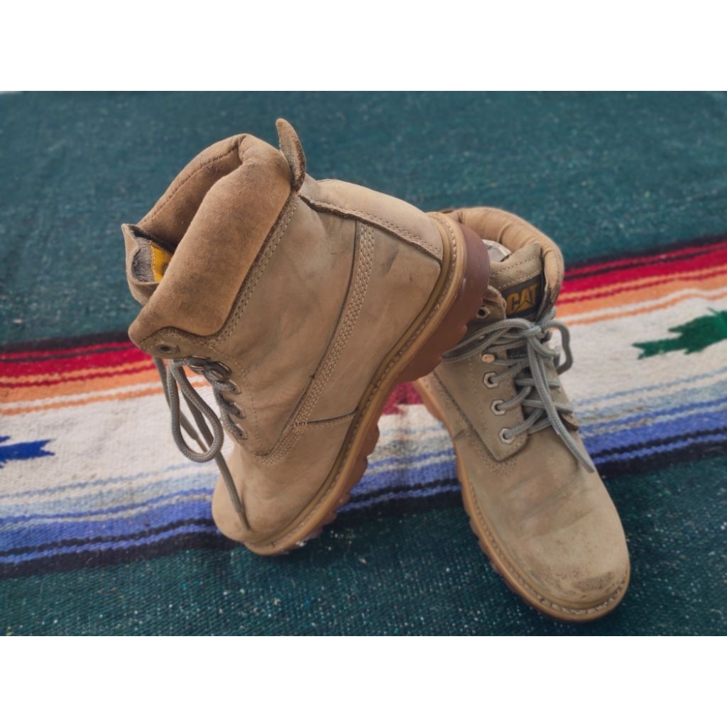 รองเท้าหนังหุ้มข้อหัวเหล็กCATเชือก4รู 71