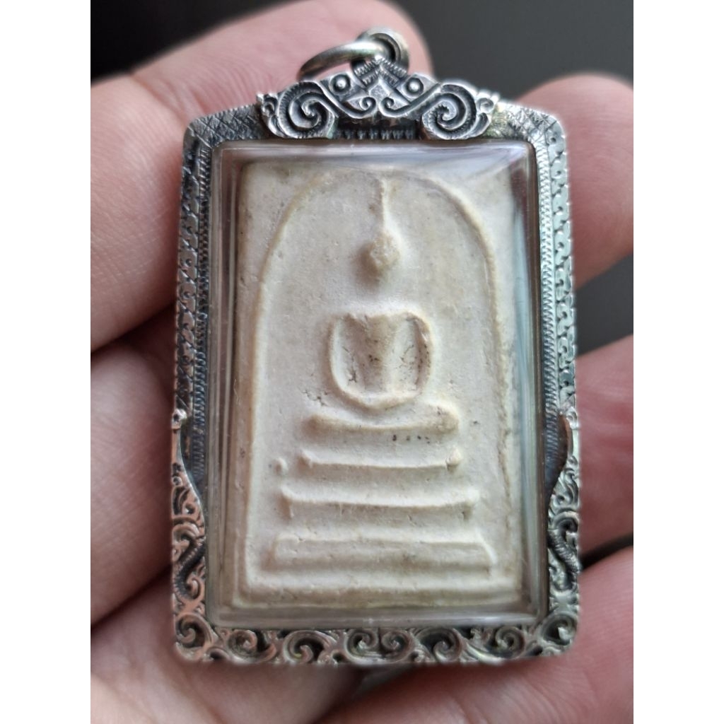 พระสมเด็จวัดระฆัง รุ่นอนุสรณ์ 100 ปีสร้าง วัดระฆงโฆษิตารามพิมพ์ ใหญ่ บล๊อกไข่ปลาใหญ่สร้าง ปี 15