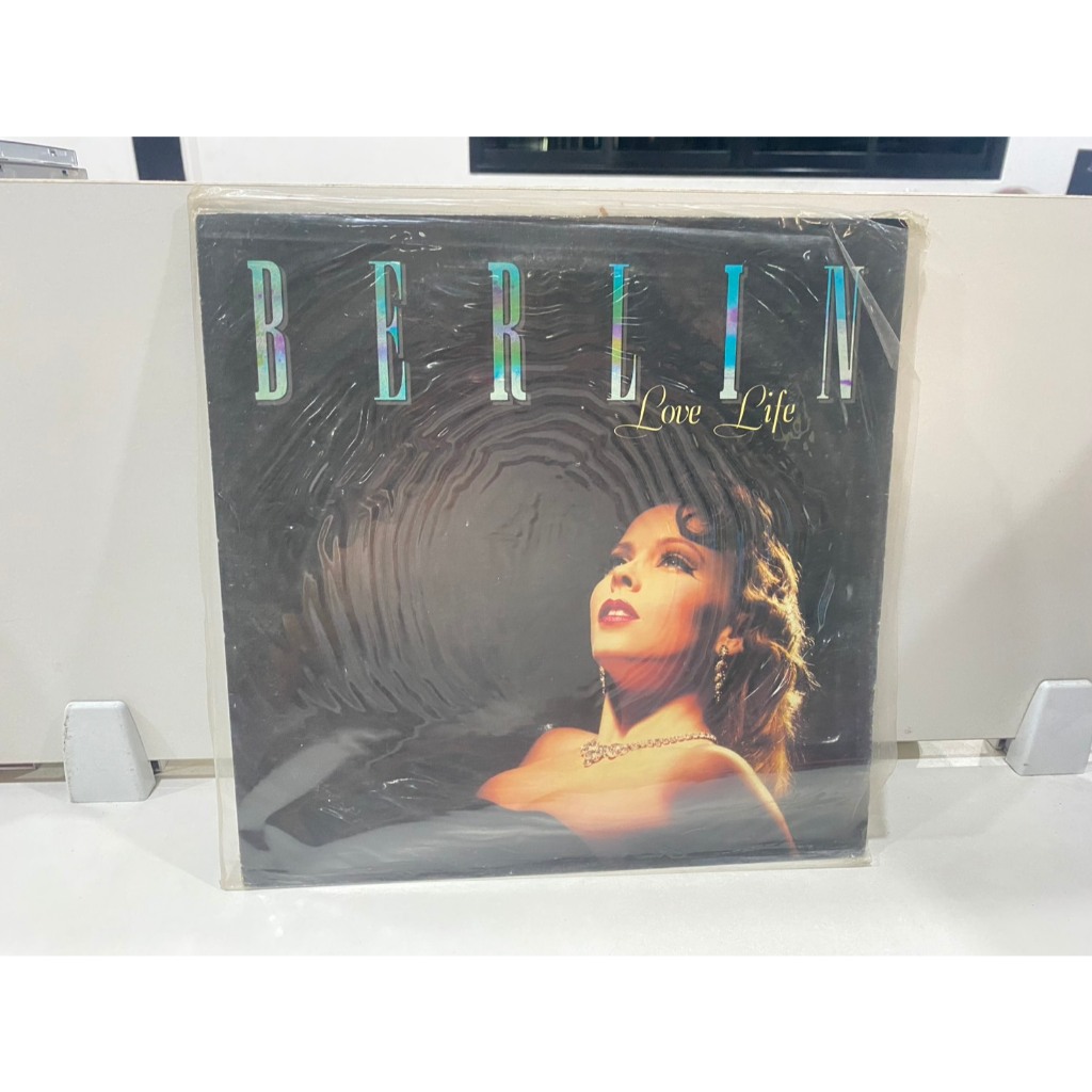 1LPVinyl Records แผ่นเสียงไวนิล "Love Life" Berlin //"Love Life" Berlin (J4B97)