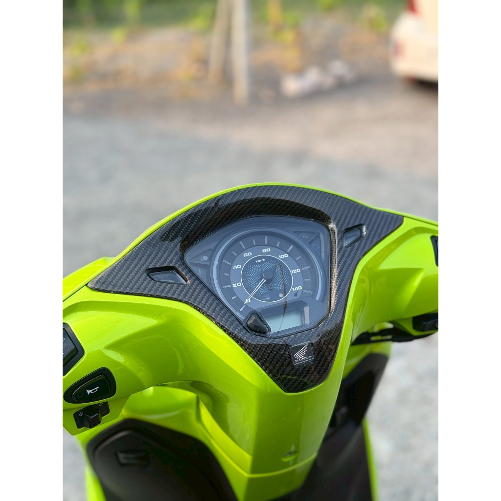 ฮอนด้าหลีด คาร์บอนแท้100% Honda Lead ครอบไมล์ ปี2025-2026 ( ชิ้นงานเบิกศูนย์ )