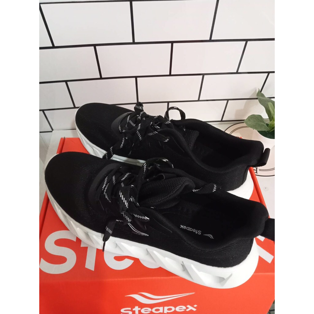 Steapex Oxyflow มือสอง size 44 (27cm.)